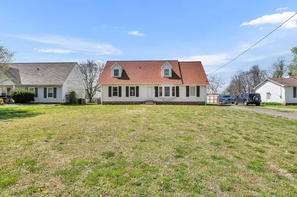 Hendersonville, TN 37075,141 Riverwood Dr