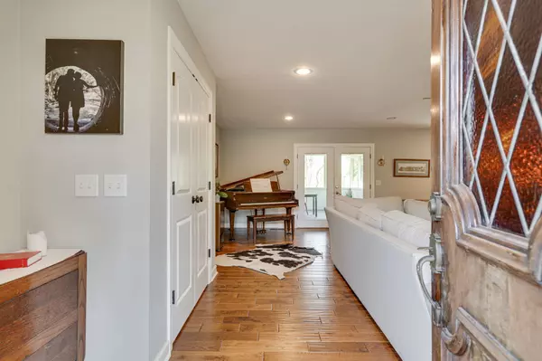 Kingston Springs, TN 37082,301 Harpeth View Trl