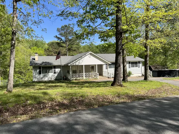 670 Cedar Hill Rd, Vanleer, TN 37181