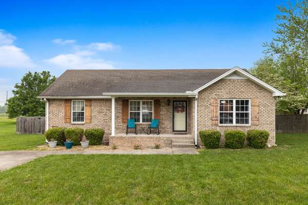 102 Staggs Dr,  Portland,  TN 37148