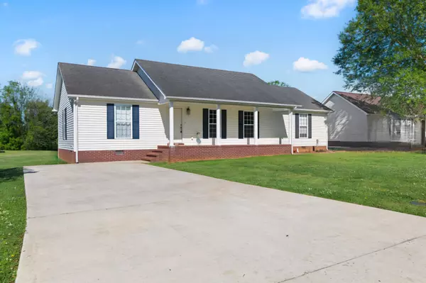 456 Creek Ln, Mc Minnville, TN 37110