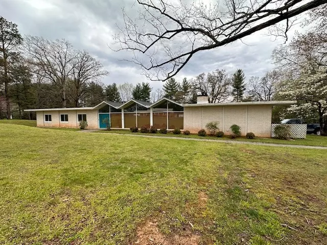 205 James St, Mc Minnville, TN 37110