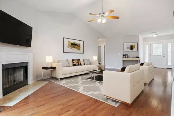 2232 Riverway Dr, Old Hickory, TN 37138