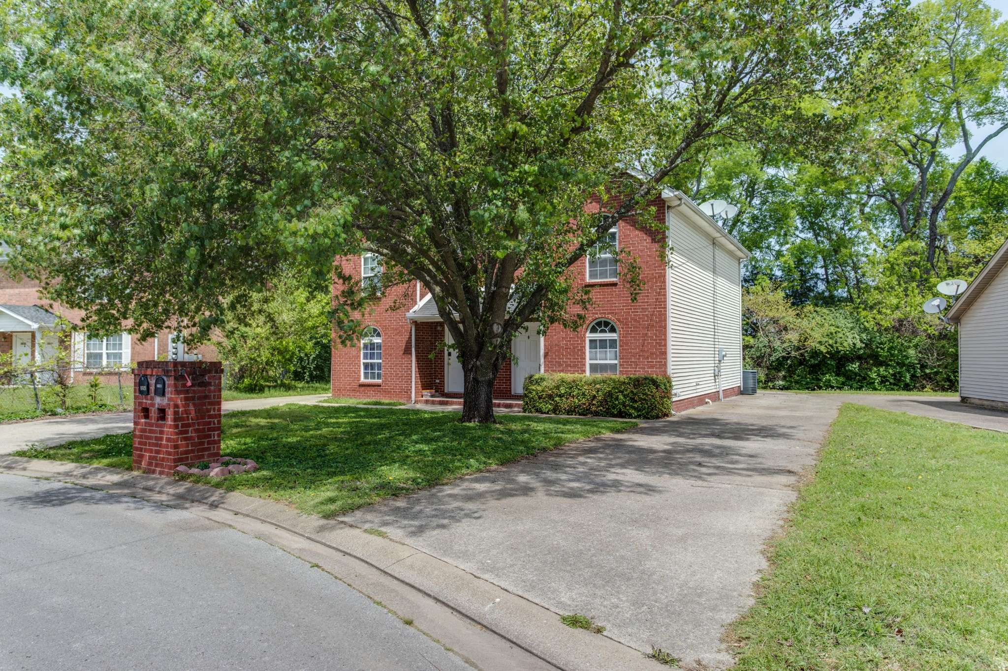 1523 Center Pointe Dr, Murfreesboro, TN 37130