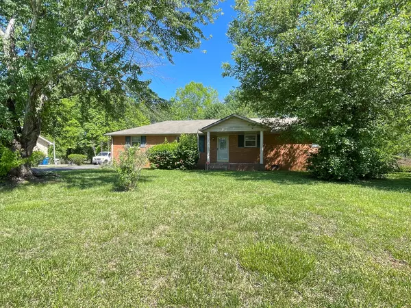 6220 Lee Ave,  Murfreesboro,  TN 37129