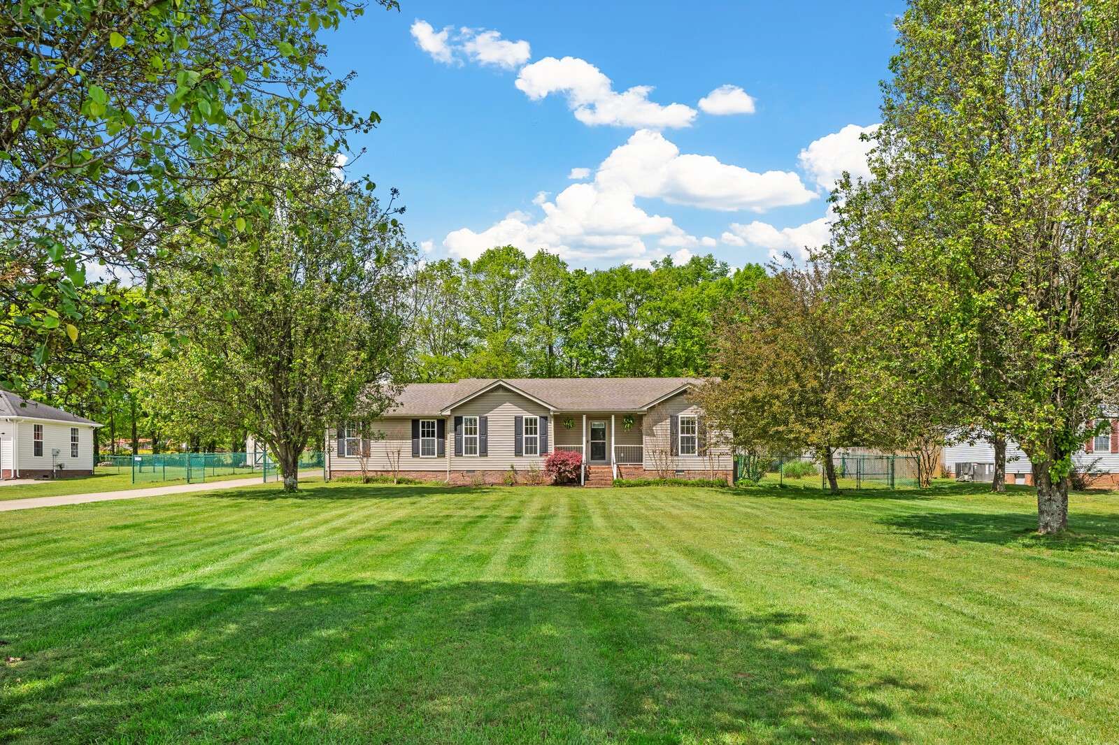 Lebanon, TN 37087,1944 Lucille St