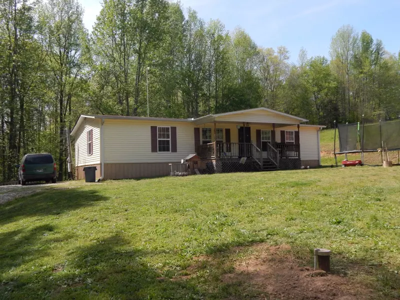 3374 Phillips Chapel Rd, Waynesboro, TN 38485