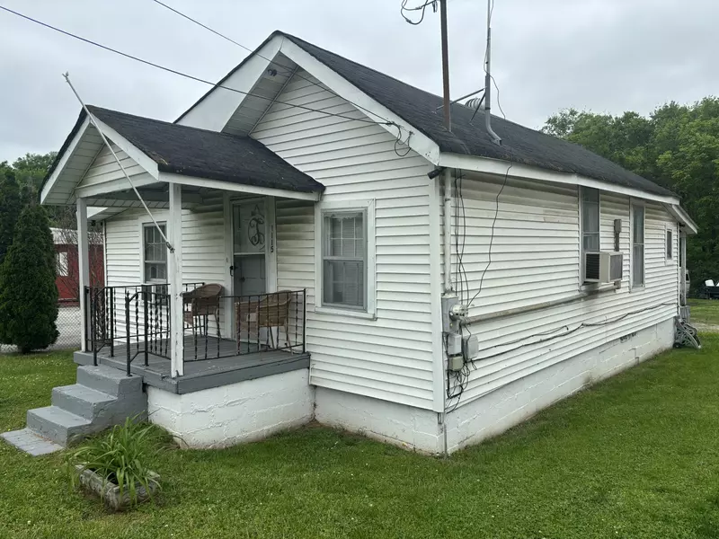 1115 N Main St, Mount Pleasant, TN 38474