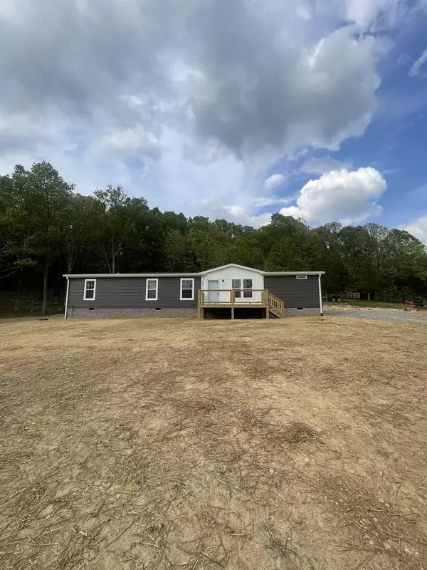 1680 Rabe Coats Rd, Westmoreland, TN 37186