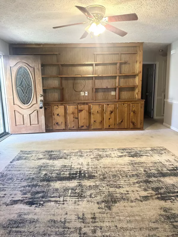 Mcminnville, TN 37110,472 Creek Ln