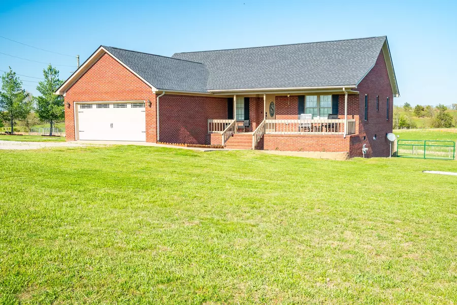 4730 Greenville Rd, Elkton, KY 42220