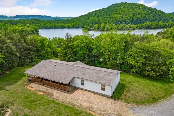 1441 Fort Blount Ferry Rd, Gainesboro, TN 38562