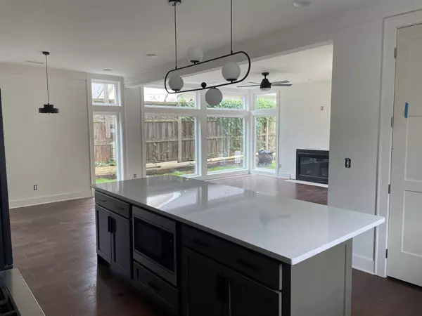 Nashville, TN 37204,846A Kirkwood Ave #A