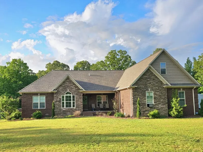 4167 Shady Oak Ln, Iron City, TN 38463