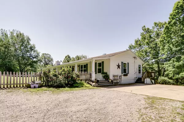 Columbia, TN 38401,5750 Leipers Creek Rd