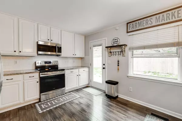 Harrison, TN 37341,7017 Sandy Cove Drive