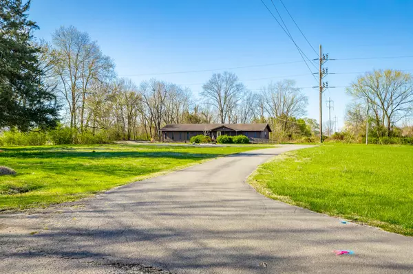 South Pittsburg, TN 37380,170 Smith Lane