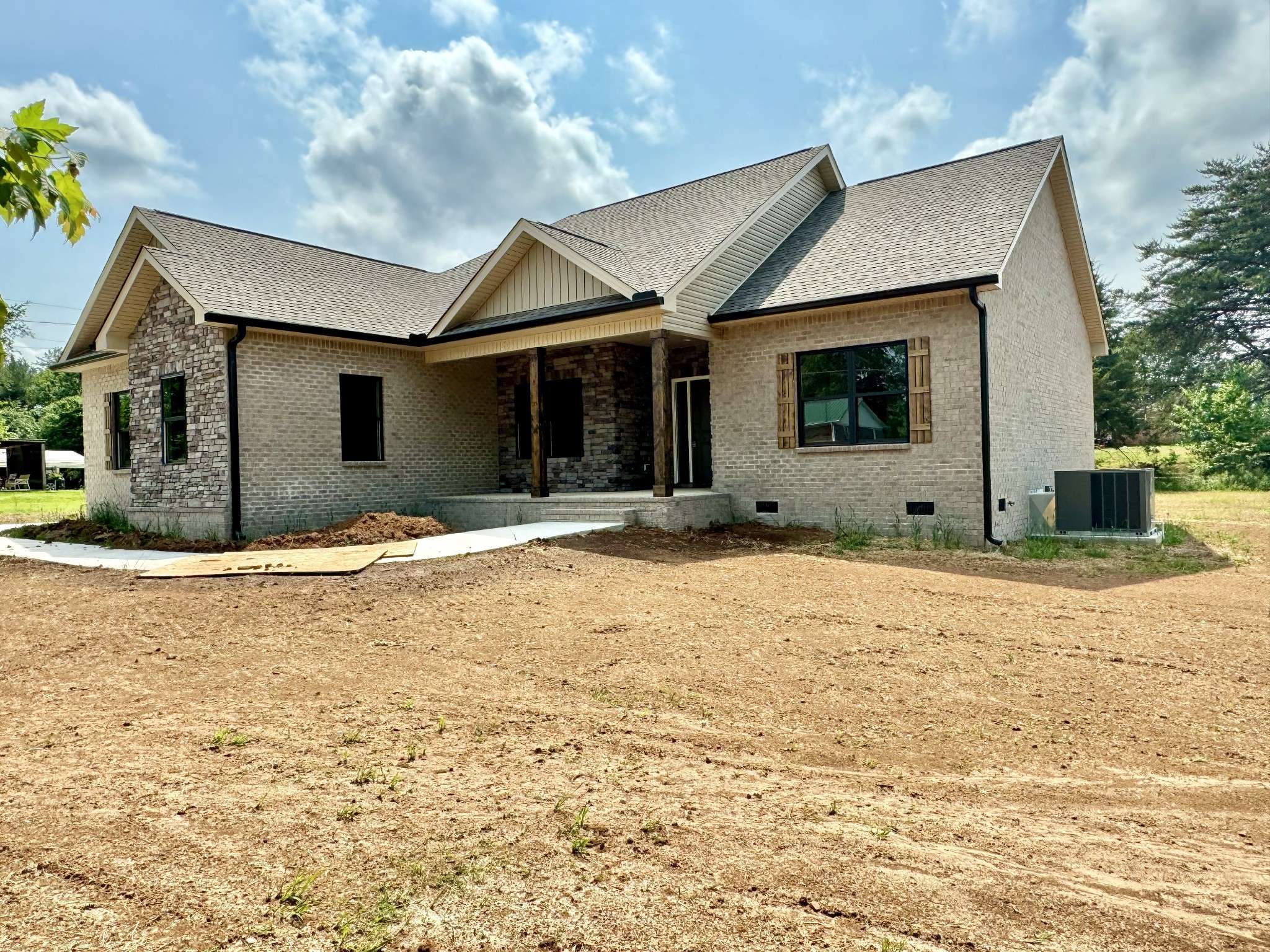 Rock Island, TN 38581,155 Elmwood Dr