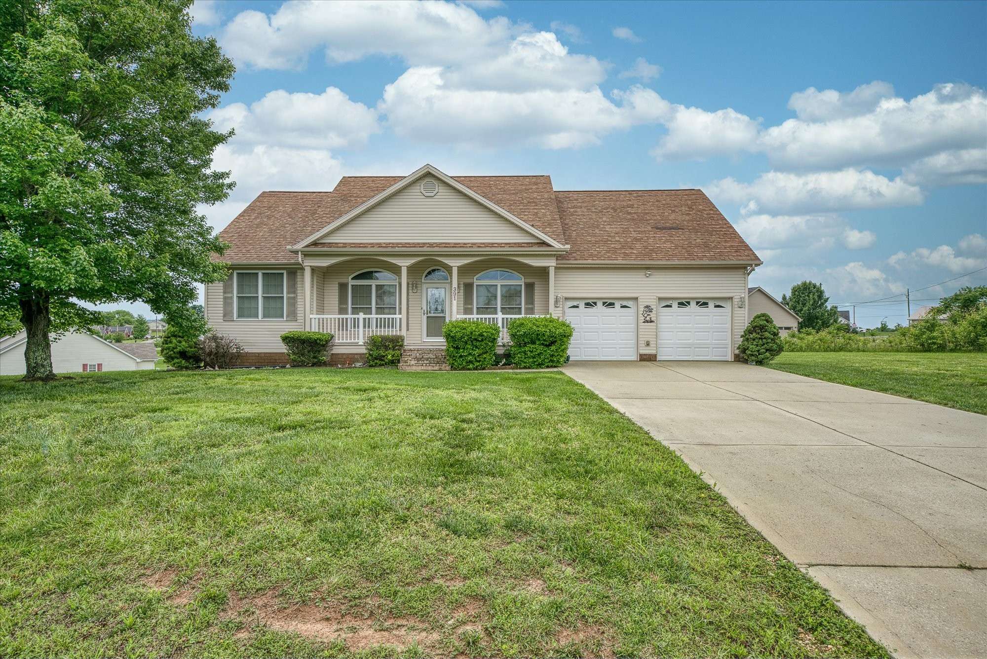 391 Imperial Dr,  Sparta,  TN 38583