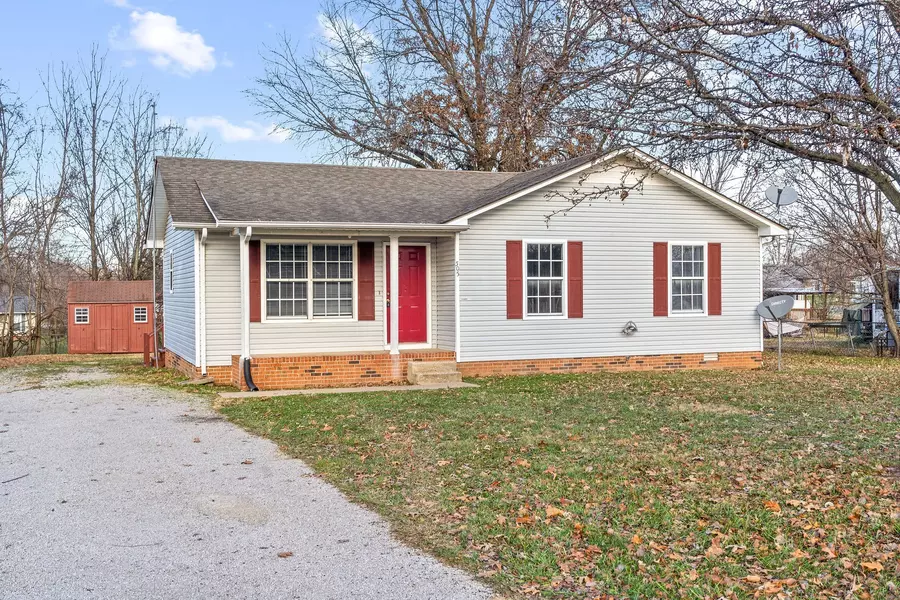 505 Indian Ave, Oak Grove, KY 42262