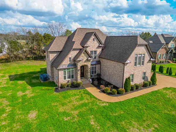 Lebanon, TN 37087,905 Larkspur Ln