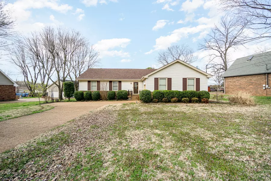 405 Ramblewood Ln, Nolensville, TN 37135