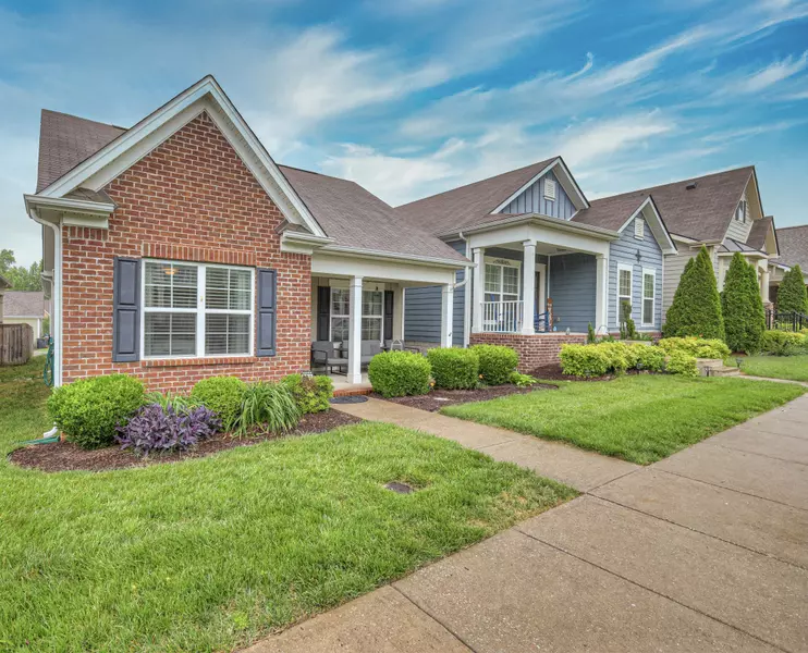 2448 Arden Village Dr, Columbia, TN 38401