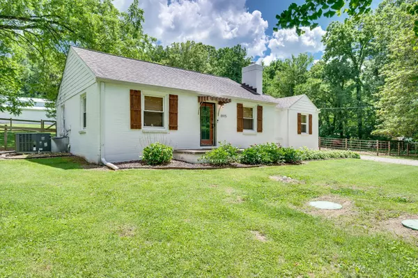 Nashville, TN 37221,8975 Highway 100