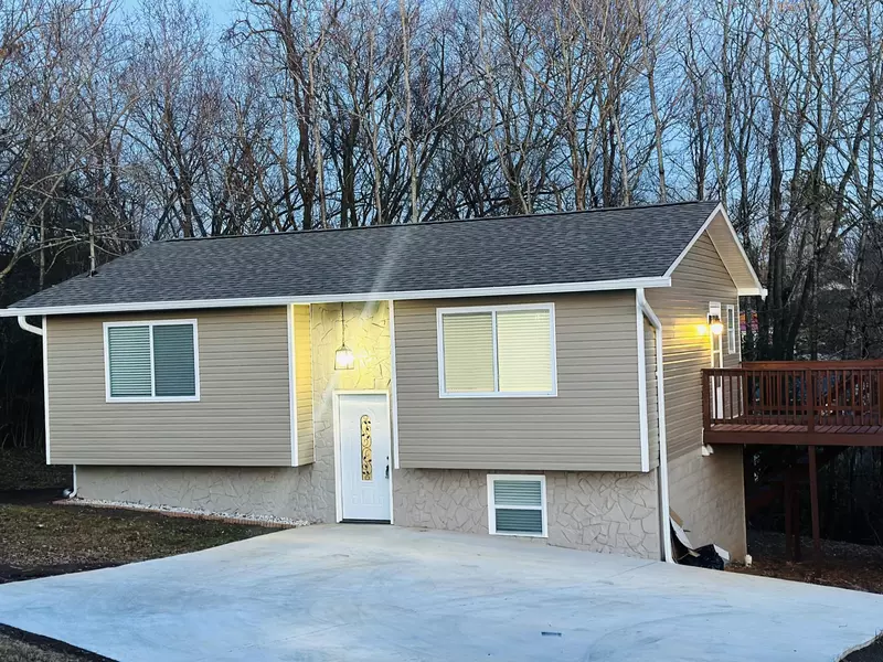 1600 Nova Street, Athens, TN 37303