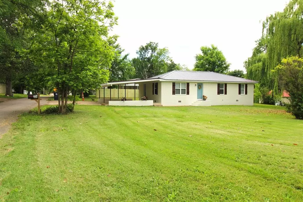 Scotts Hill, TN 38374,9957 Highway 114 #W