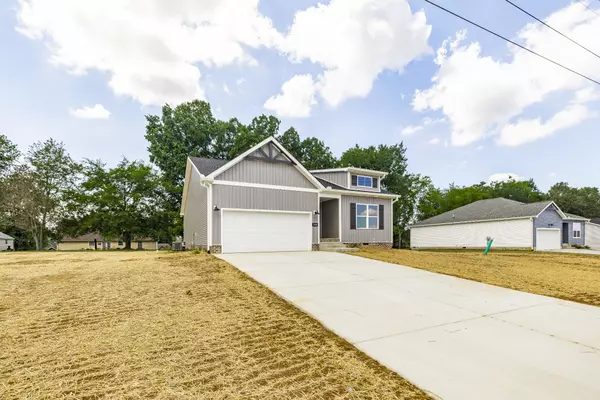 Greenbrier, TN 37073,1325 ANGUS WAY