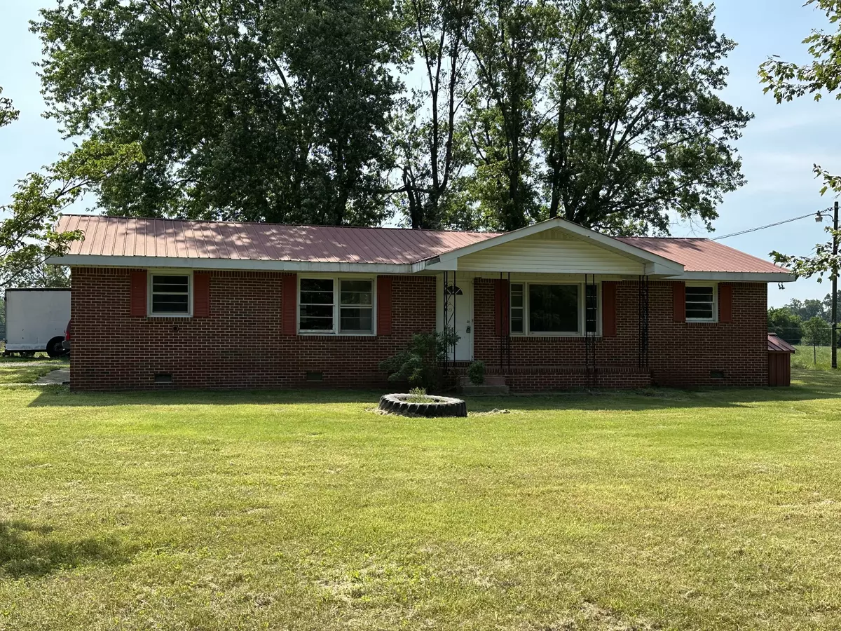 Decherd, TN 37324,1920 Oak Grove Rd