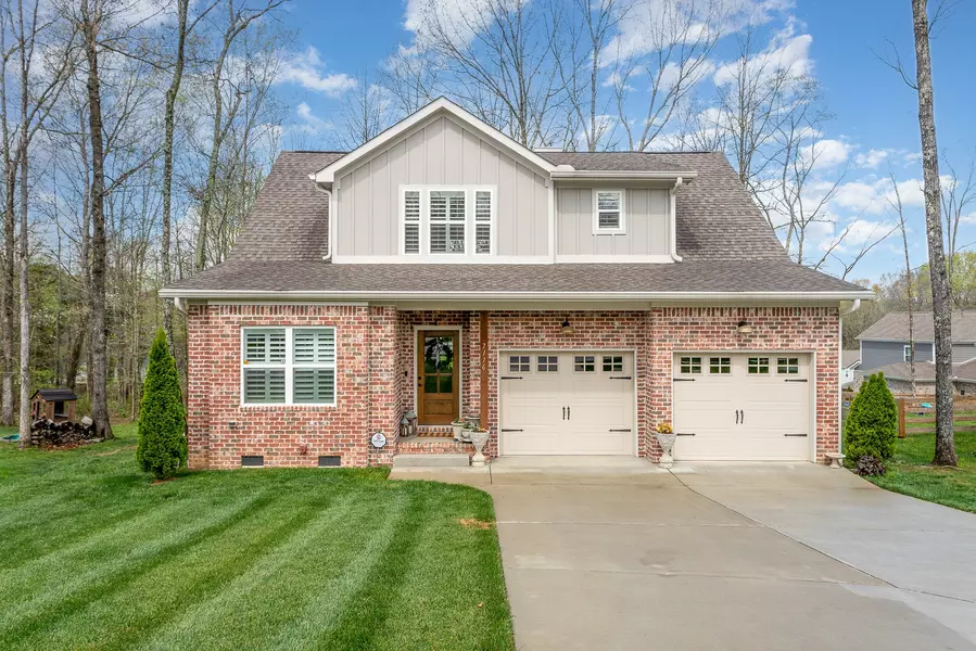 7116 Pepper Tree Cir, Fairview, TN 37062