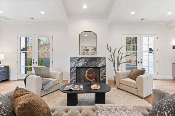 Nashville, TN 37215,4626 Mountain View Dr