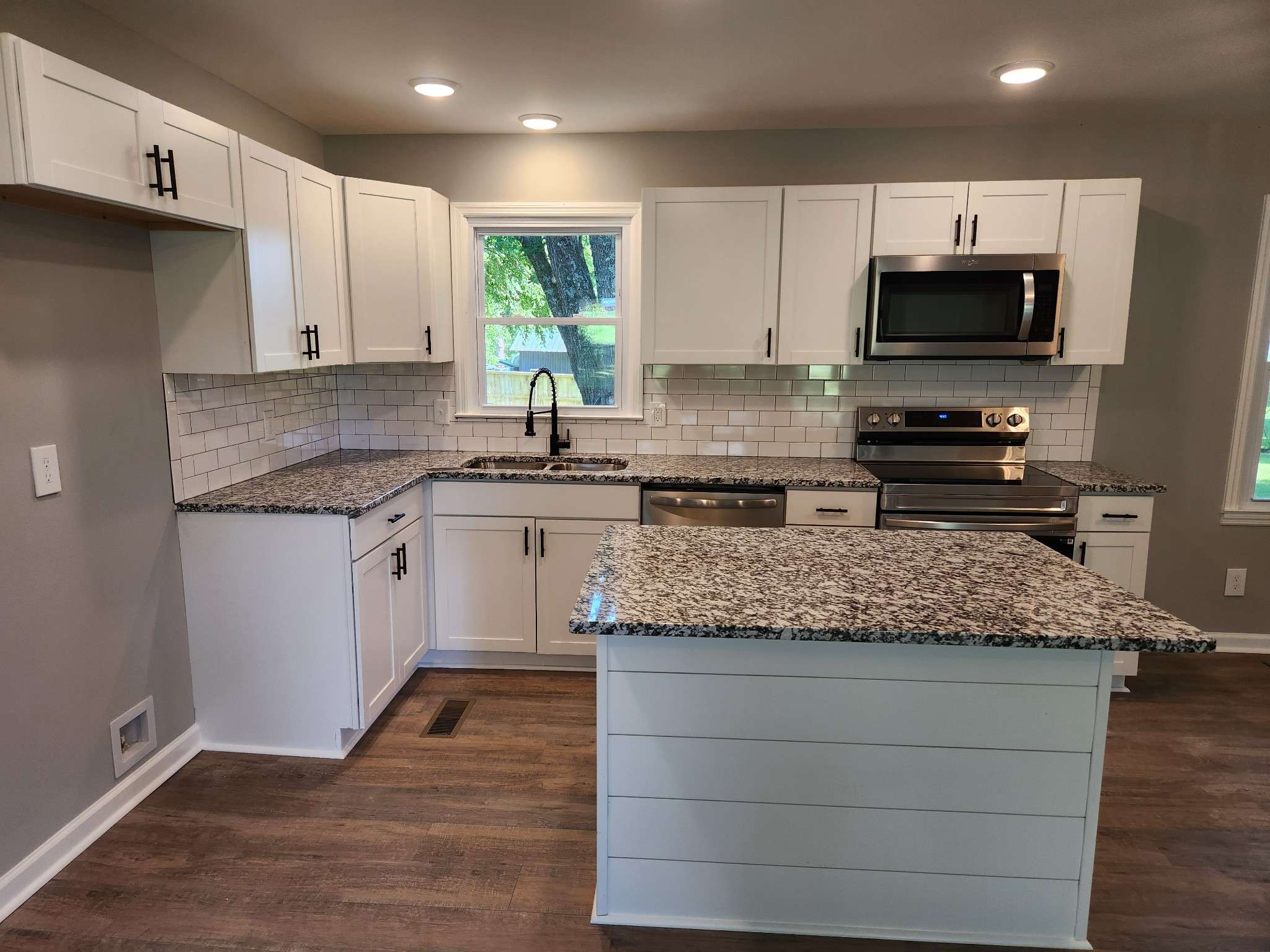 Pulaski, TN 38478,2225 Cherry Dr