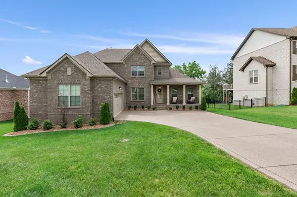 256 Crooked Creek Ln, Hendersonville, TN 37075