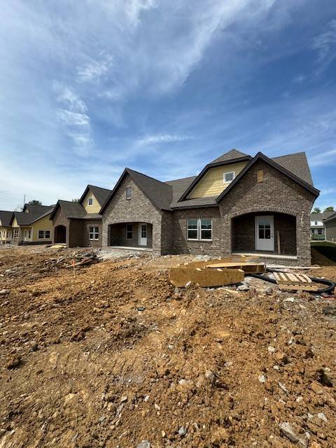 Gallatin, TN 37066,661 Swanston Ln