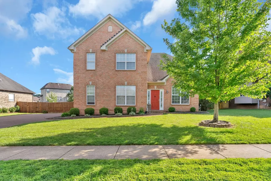 112 Cannons Crossing, Hendersonville, TN 37075