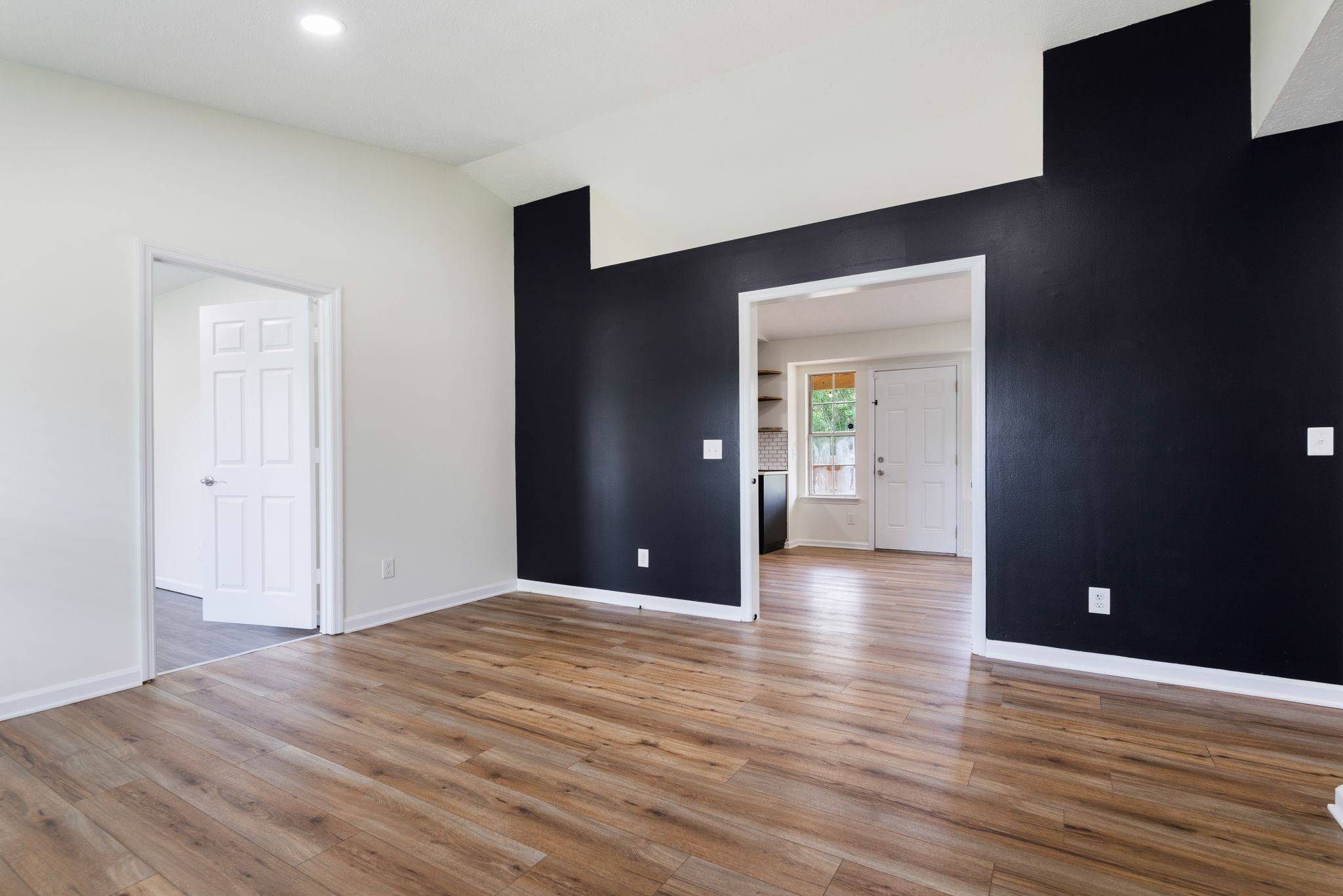 La Vergne, TN 37086,1092 Moss Trl