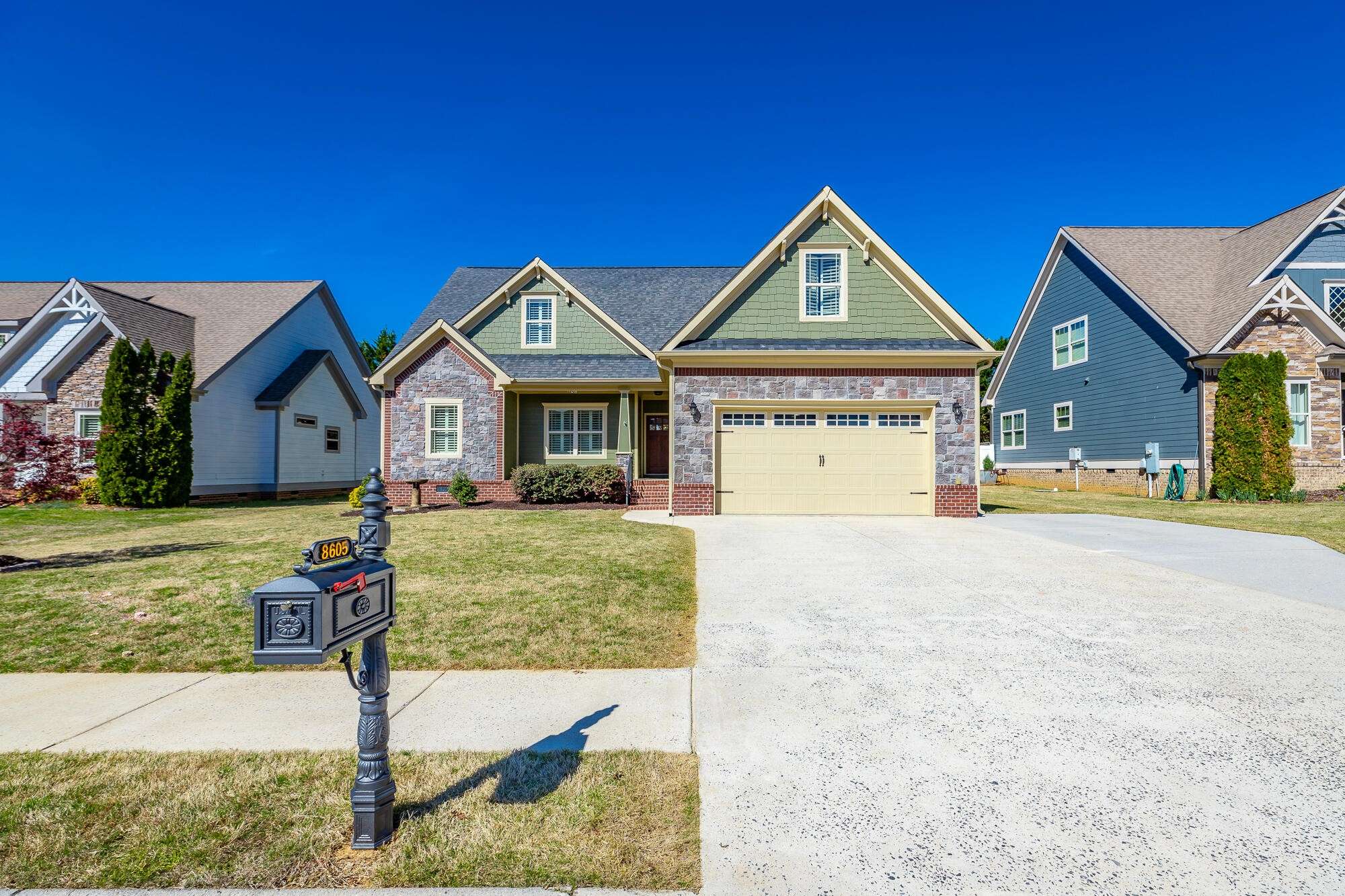 Ooltewah, TN 37363,8605 Seven Lakes Drive