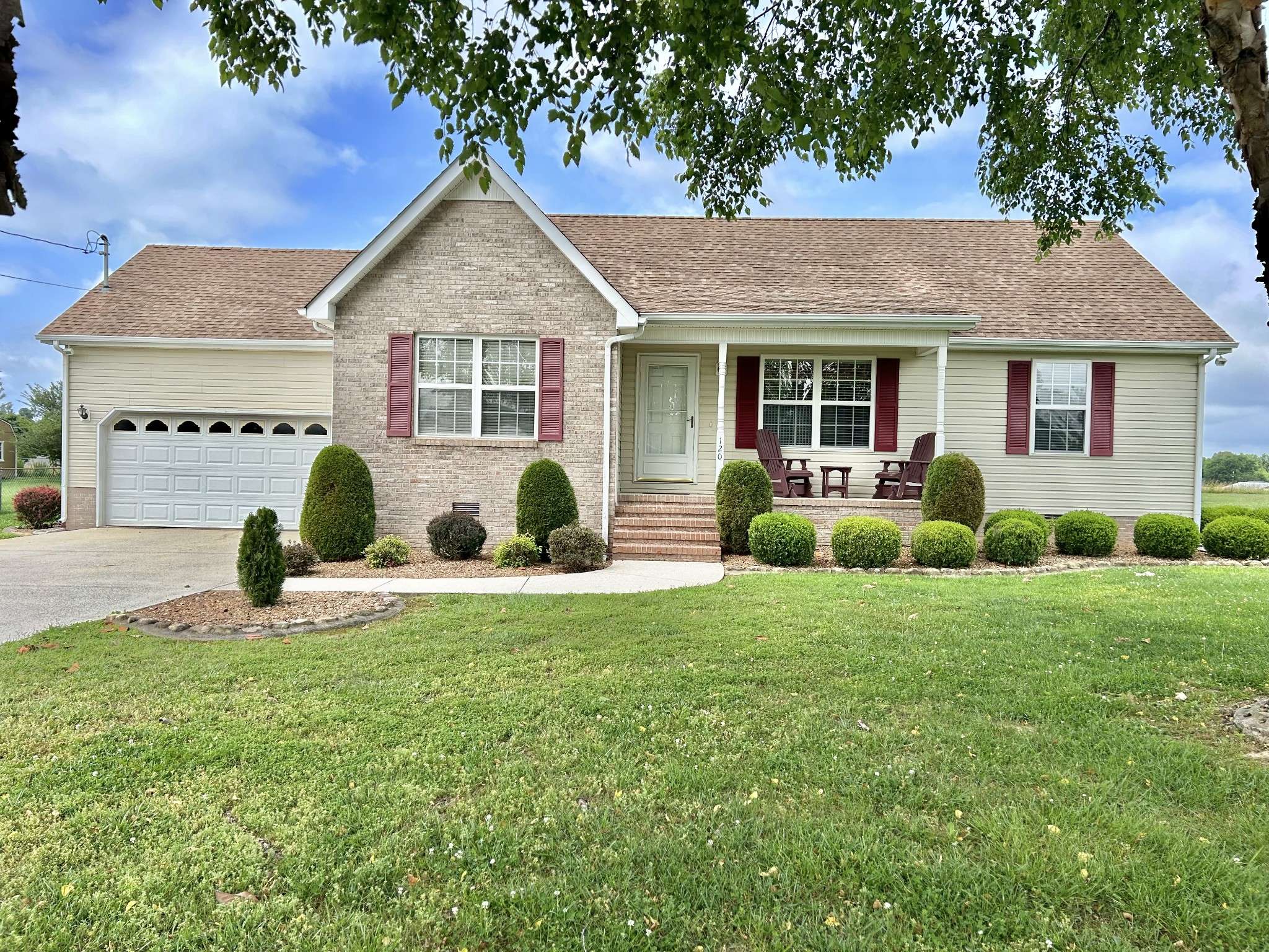 120 Eldon Dr,  Manchester,  TN 37355