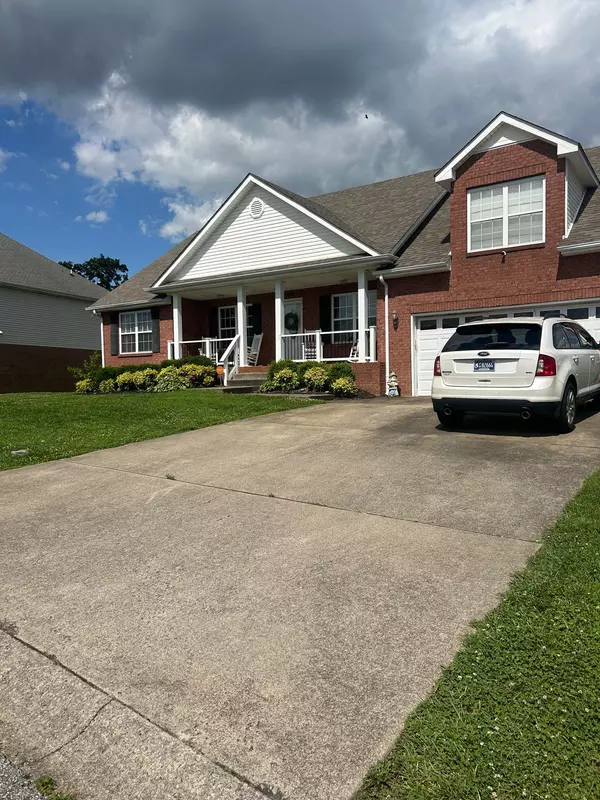 Clarksville, TN 37043,679 Clover Hills Ct