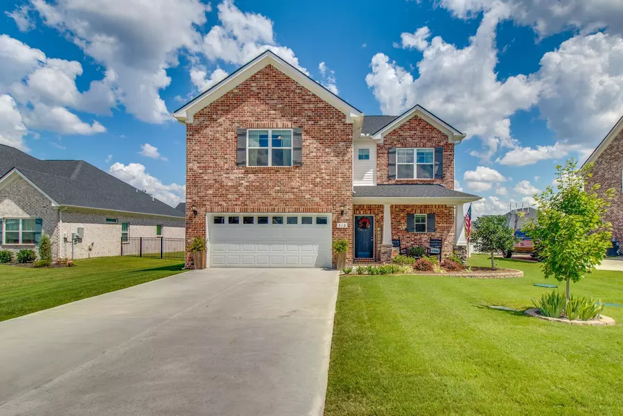 515 Golden Eagle Ct, Eagleville, TN 37060