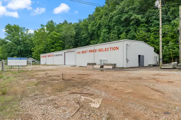 Waverly, TN 37185,1416 Highway 70 #W