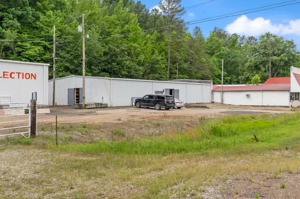 Waverly, TN 37185,1416 Highway 70 #W