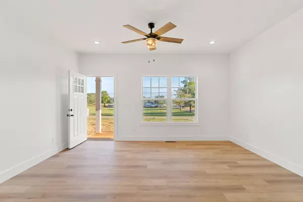 Doyle, TN 38559,211 Wilhite St