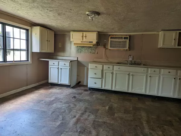 Nashville, TN 37209,7490 Charlotte Pike