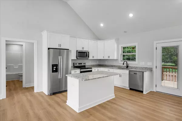 Mcminnville, TN 37110,377 Miriah Dr