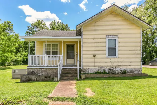 200 E 15th St, Columbia, TN 38401