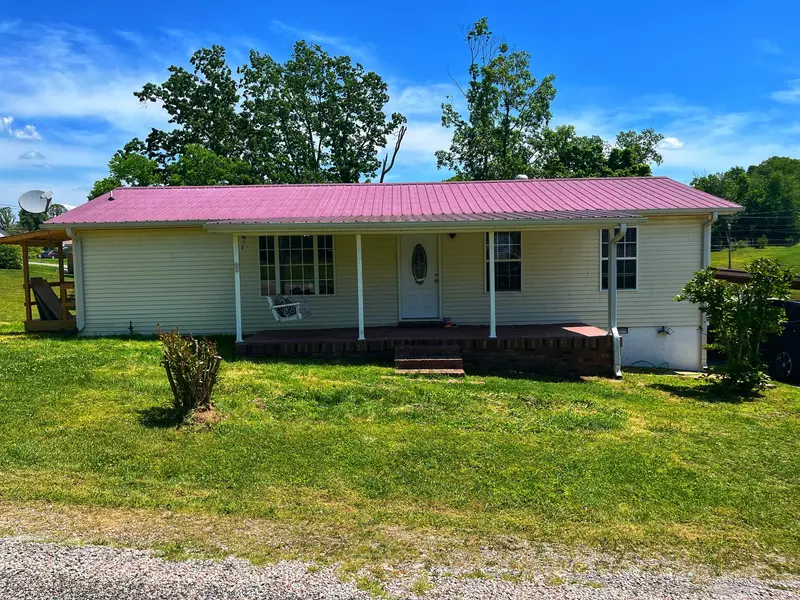 116 Steele ST, Waynesboro, TN 38485